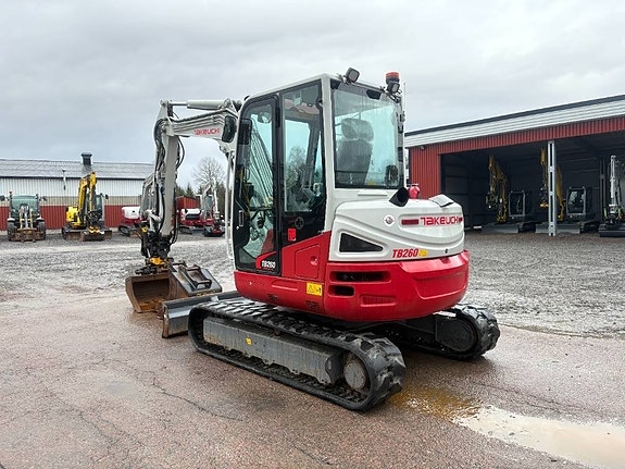 Takeuchi TB260