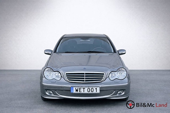 Mercedes-Benz C230 4 of 15