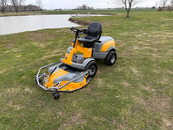 Stiga Park Pro 25 4wd Åkgräsklippare