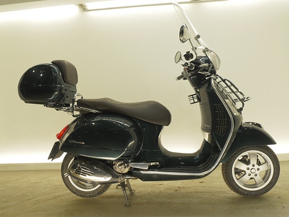 Vespa GTS 300