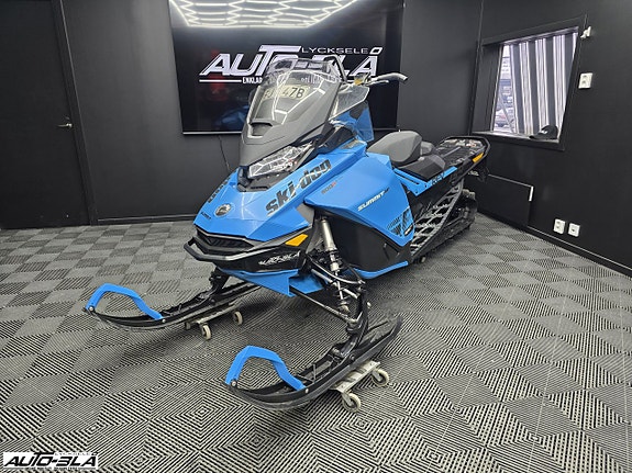 Ski-Doo Summit SP 600 154" 2 of 7