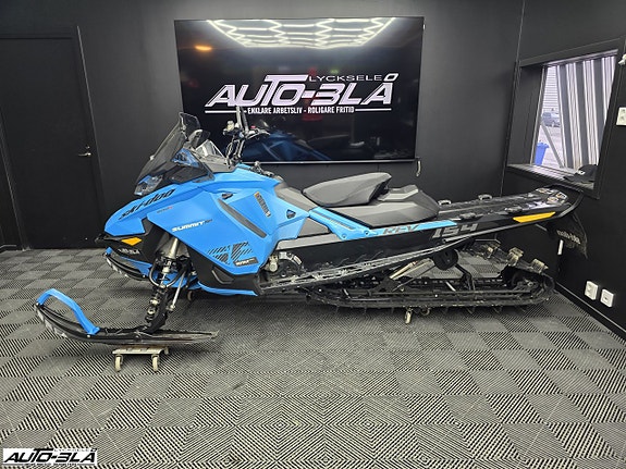Ski-Doo Summit SP 600 154" 3 of 7