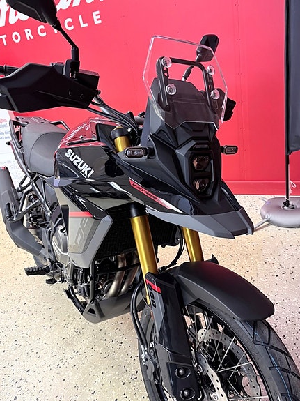 Suzuki V-STROM 800 2026 3 of 6