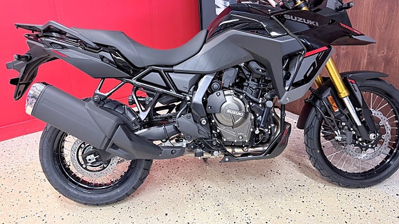 Suzuki V-STROM 800 2026 2 of 6