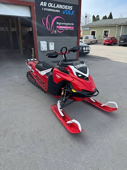 Lynx SHREDDER RE 850 E-TEC