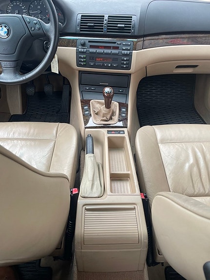 BMW 323Ci 12 of 17