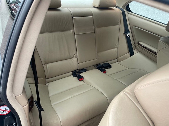 BMW 323Ci 9 of 17