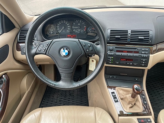BMW 323Ci 11 of 17
