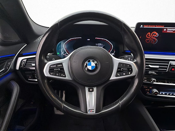 BMW 540i 16 of 30