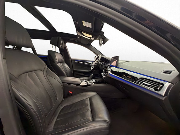 BMW 540i 29 of 30