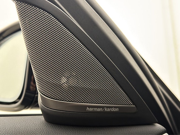 BMW 540i 18 of 30