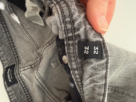 Product image 17 of 24