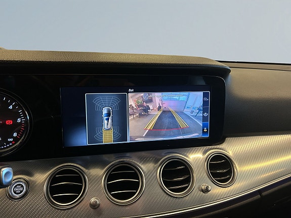 Mercedes-Benz E220 15 of 21