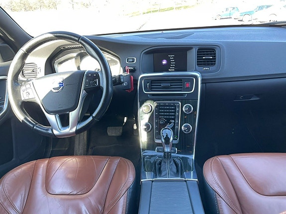 Volvo V60 6 of 18