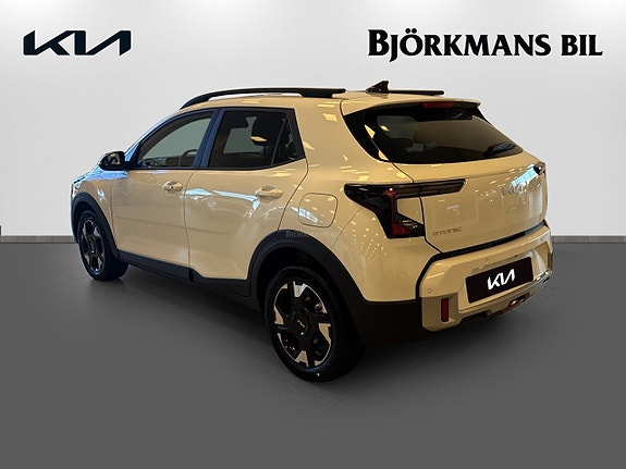 Kia Stonic 6 of 17