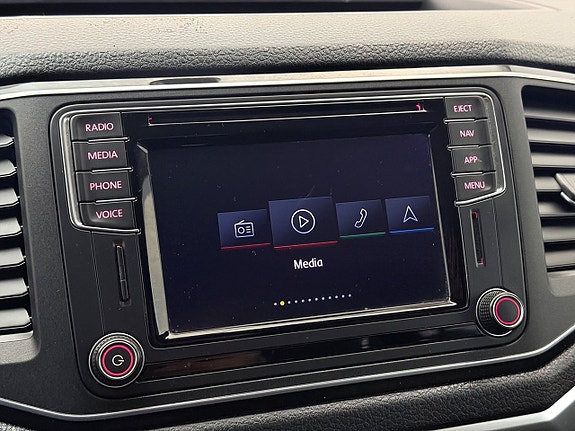 Volkswagen Amarok 23 of 29