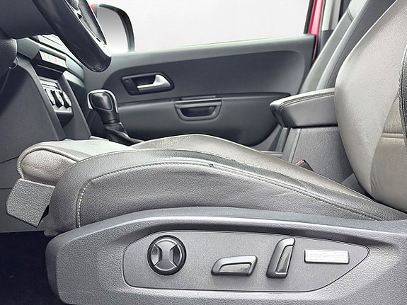 Volkswagen Amarok 14 of 29