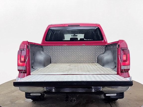Volkswagen Amarok 8 of 29