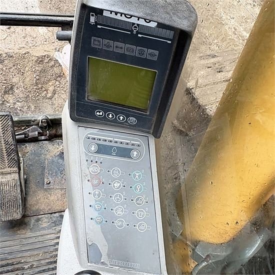 Liebherr R914 HD Litronic - 24 ton 23 of 30