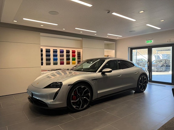 Porsche Taycan 4S
