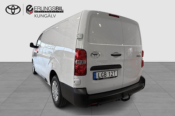 Toyota Proace 2 of 5