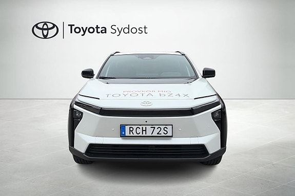 Toyota bZ4X 2 of 5