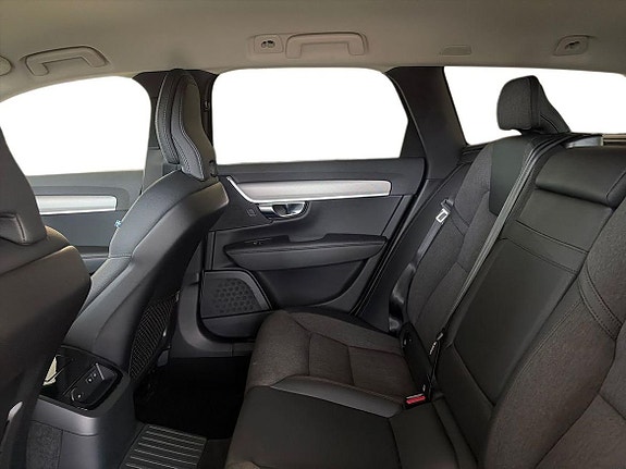 Volvo V90 11 of 19