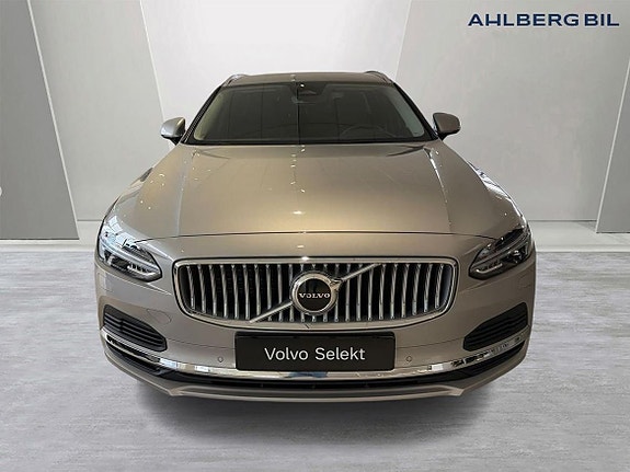 Volvo V90 4 of 5