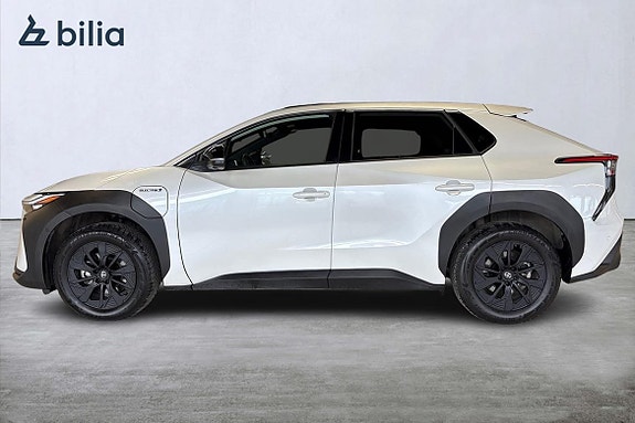 Toyota bZ4X 3 of 5