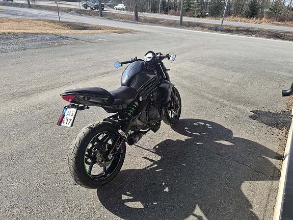 Kawasaki ER6 N -16 A2 3 of 4