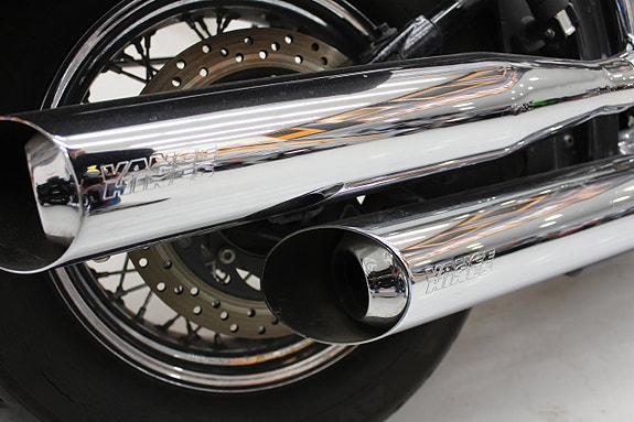 Yamaha XVS1100A Dragstar 6 of 8