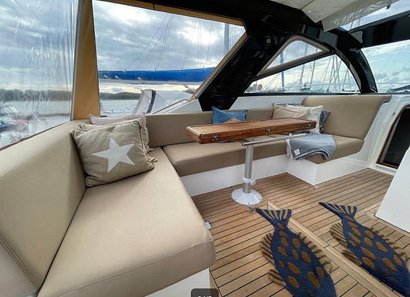 Sealine SC35 3 of 5