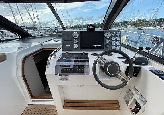 Sealine SC35 4 of 5