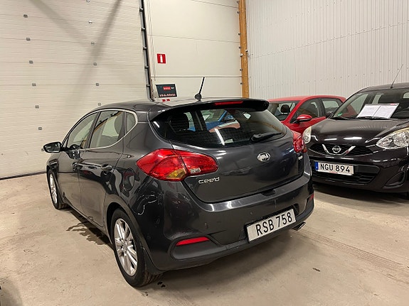 Kia Ceed 5 of 5
