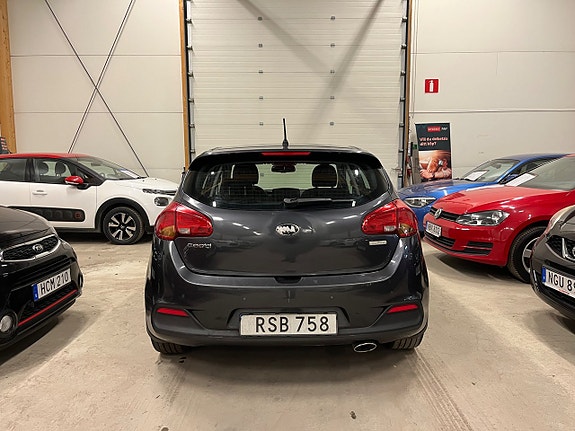 Kia Ceed 4 of 5
