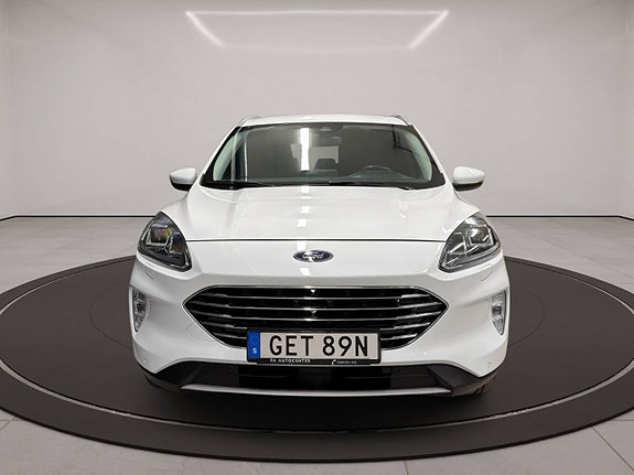 Ford Kuga 3 of 27