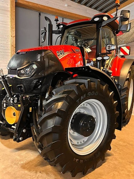 Case IH Optum 340 CVXDrive