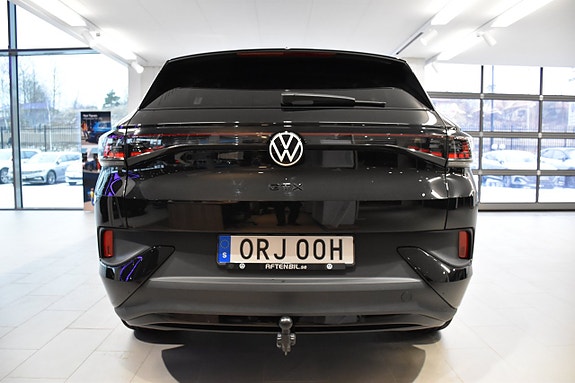 Volkswagen ID.4 GTX 6 of 10