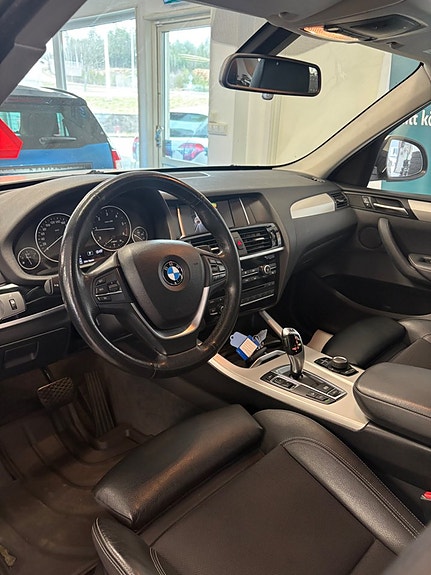 BMW X3 5 of 11