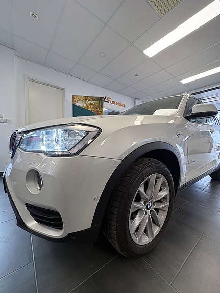 BMW X3 9 of 11