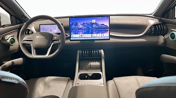 BYD Atto 3 Evo 4 of 5