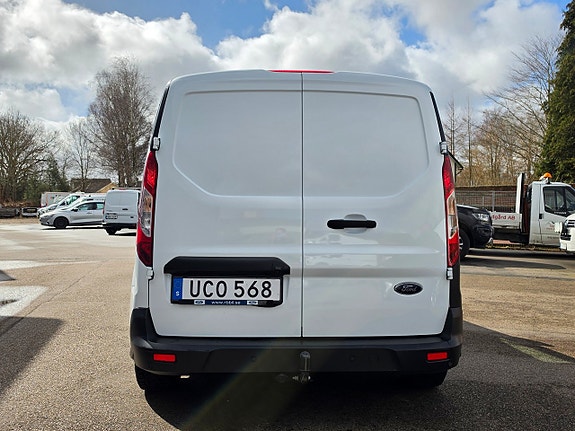 Ford Transit Connect 5 of 5