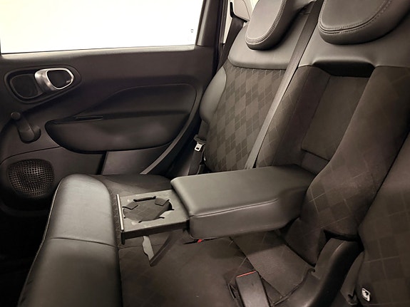 Fiat 500L 14 of 30