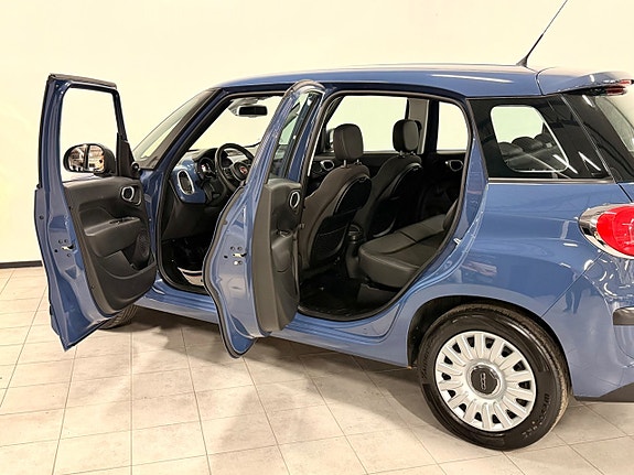 Fiat 500L 12 of 30