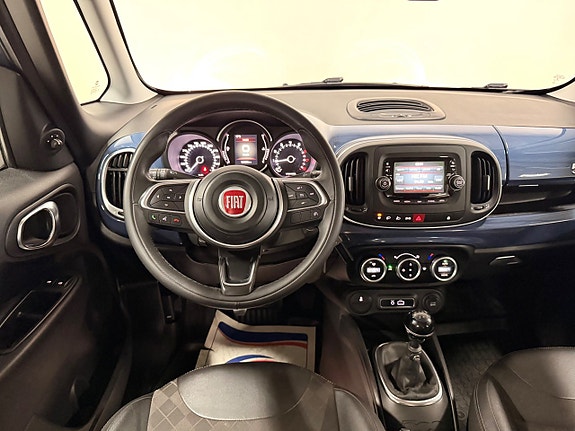 Fiat 500L 17 of 30