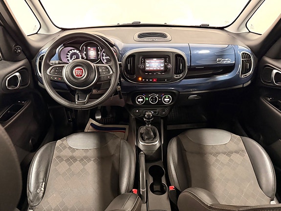 Fiat 500L 16 of 30