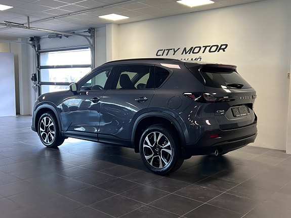 Mazda CX-5 3 of 7