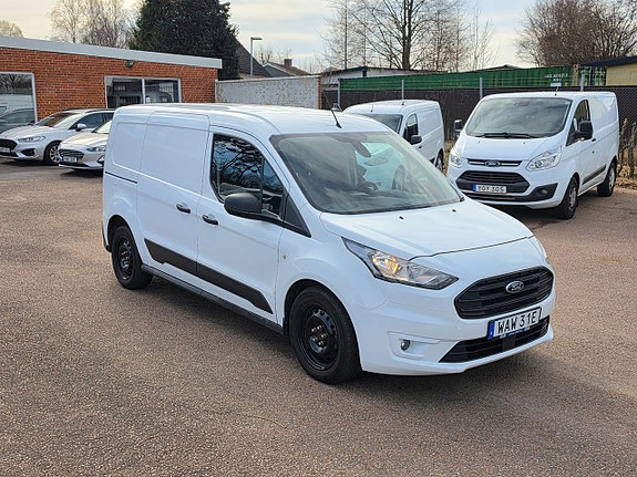 Ford Transit Connect 3 of 5