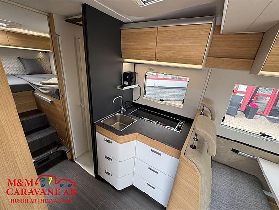 Adria MATRIX 670 SL Långbädd 10 of 17
