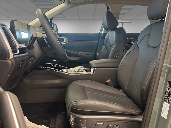 Kia Sorento 8 of 20